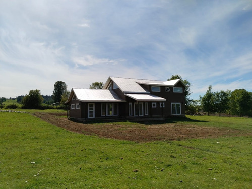 Parcela Con Casa Nueva 6 Dorm. Y 3 Baños En Venta, Huiscapi