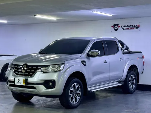 Renault Alaskan 2.5 DIESEL 4X4 INTENS MECANICA (FINANCIAMIENTO) 1 DUEÑO