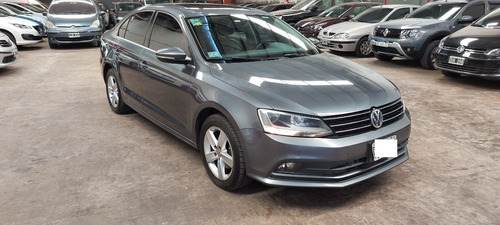Volkswagen Vento Luxury 2.5 Tip Tronic 2016