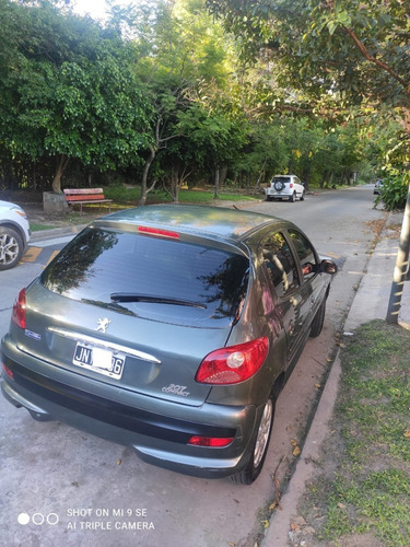Peugeot 207 Compact Xs 1.9 (diesel)