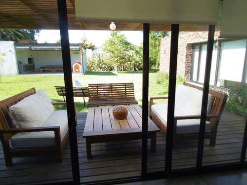Venta Casa Solís Cinco Dormitorios