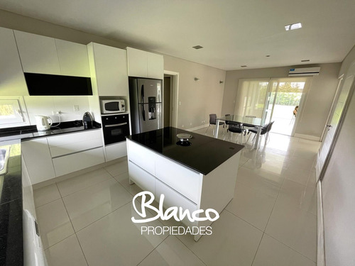 Casa En Alquiler En Haras Santa Maria, Escobar, G.b.a. Zona Norte