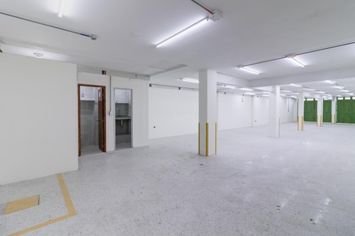 Imagen 3 de 17 de Bodega En Arriendo En Bogota El Toberín