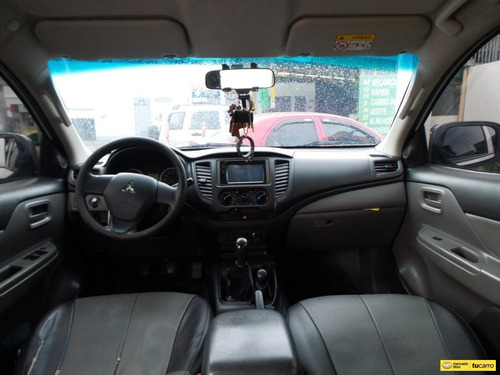 Imagen 18 de 19 de Mitsubishi L200 Sportero
