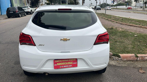 Chevrolet Onix Hatch Joy 1.0 8v Flex 5p Mec.