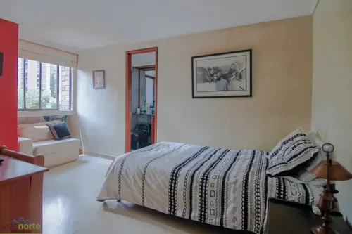 Apartamento En Venta En El Poblado Las Lomas. Cod V12653