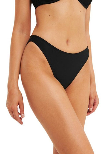 Bombacha De Bikini Malla Tanga Less Cavada Mujer