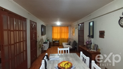 Departamento En Venta De 2 Dorm. La Ermita Ii, Lo Barnechea