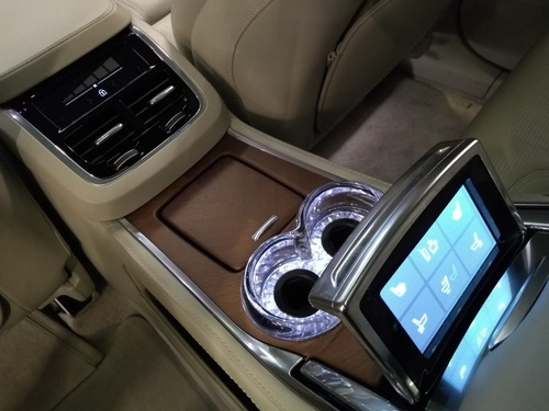 Imagem 12 de 12 de Volvo Xc90 T8 Hybrid Excellence Awd 2018 Com 19.000 Km