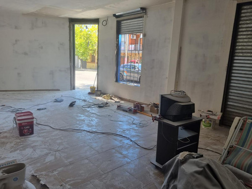 Imagen 5 de 6 de Casa Esquina, Amezaga Esquina Constitución, 80 M2, Estrena !!