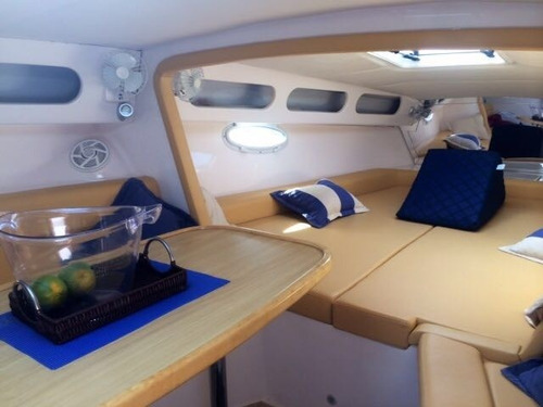 Lancha Magnum 39, 2015, 02 4.2 Diesel - Marina Atlântica