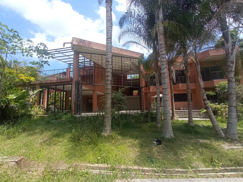 Venta De Casa En El Hatillo El Volcán Jc-15