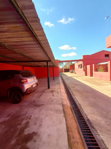 Terreno Con Oficina Comercial Con Estacionamiento En Don Torcuato