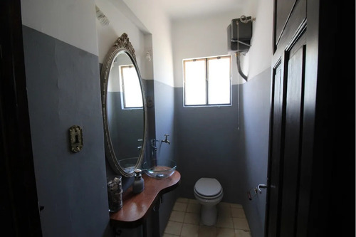 Cómoda Casa En Pleno Centro, Ciudad De Paysandú