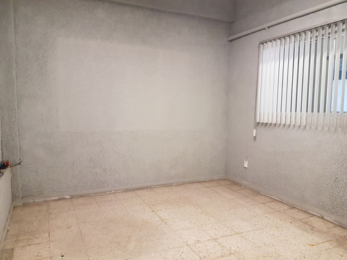 Bodega Industrial, Comercial Con Oficinas En Atizapán