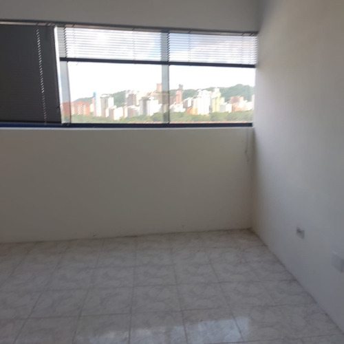Imagen 3 de 16 de Lvasquez Alquila Oficina En C.c. Reda Buildind 4 Avenidas Valencia Edo Carabobo