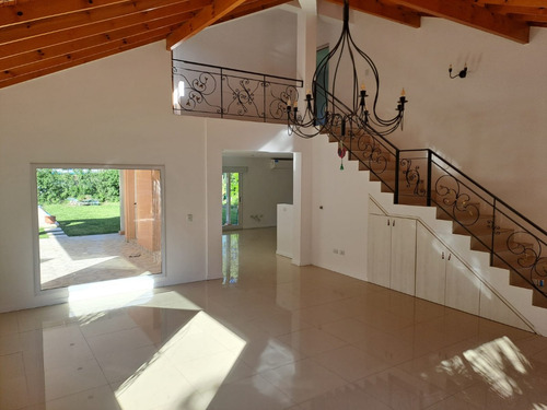 Casa En Venta - Barrio Cerrado Las Acacias De Hudson
