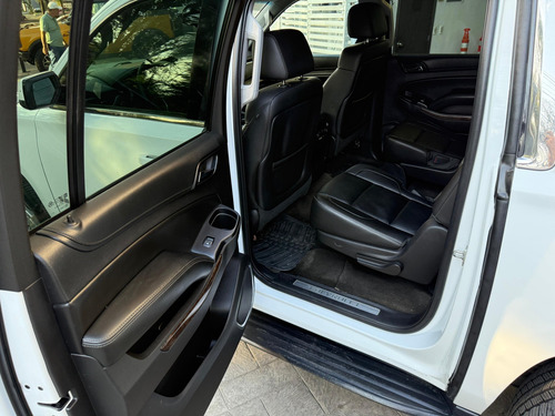Chevrolet Suburban 5.3 Ltz V8 4wd 2da Cubo At