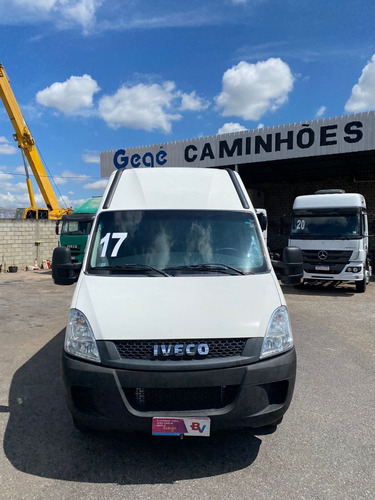 Imagem 2 de 11 de Iveco 55 C17 Gran Furgone Ano 2016/2017 Teto Alto Completo