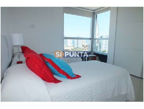 Imagen 12 de 12 de Apartamento En Brava Con 3 Dormitorios