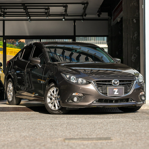 Mazda 3 Touring 2.0