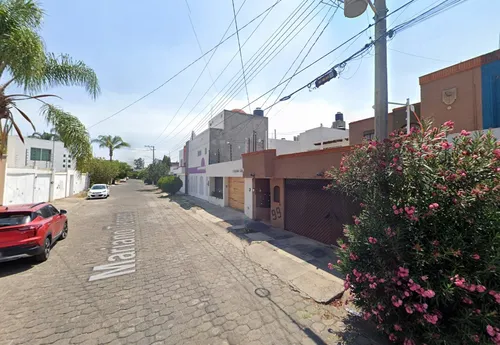 Gran Oportunidad De Inversion - Casa Adjudicada - Mariano Tercero 99, Morelia, Mich.