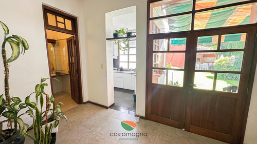 Gran Casa En Juniors De 3 Dormitorios
