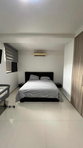 Apartamento En Venta En El Parral Res Omega (ac)