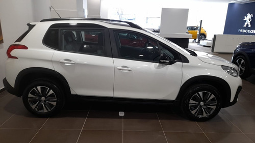 Imagen 7 de 19 de Peugeot 2008 Feline Tip