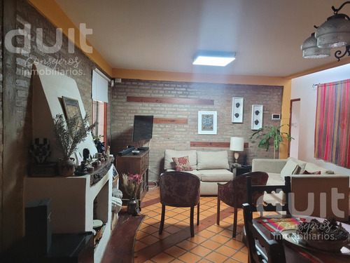 Casa En Venta - B° Marques De Sobremonte