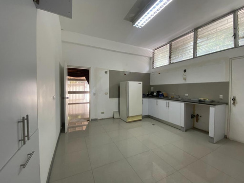 Casa - Altamira - 735 Mts2