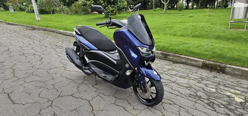 Yamaha N-max 2022