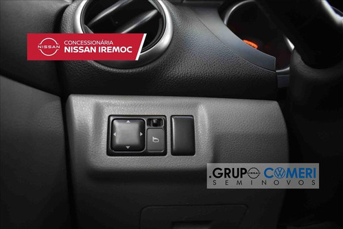 Imagem 11 de 13 de Livina 1.8 Sl 16v Flex 4p Automático