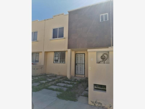 Imagen 1 de 12 de Casa Sola En Venta Los Morales