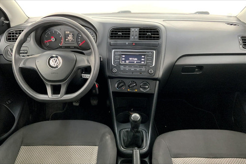 Imagen 15 de 15 de Volkswagen Vento Sedan 4 Pts Comfortline, Tm5, A/ac, Ra-15