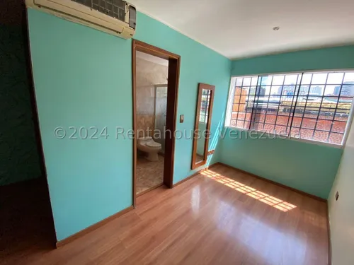Casa En Venta En El Paraíso Jrz