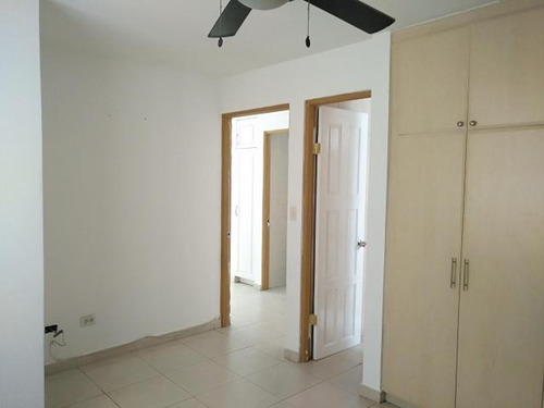 Imagen 9 de 14 de Venta De Apartamento En Ph Aquazul, Bellavista 18-3321
