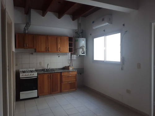 Departamento De Dos Dormitorios En Alquiler