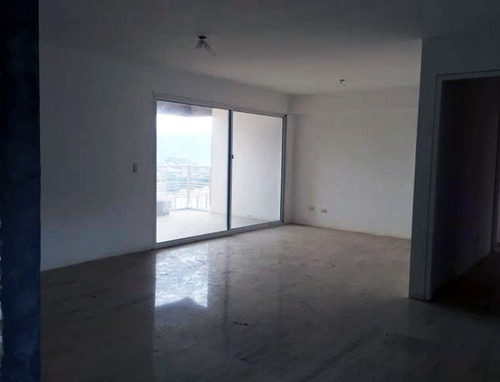 Imagen 10 de 22 de Vendo Apto 150m2 4h/4b/2p Oripoto 1504