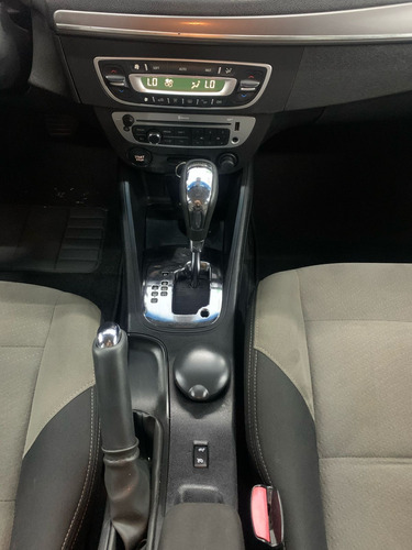 Renault Fluence 2.0 Dynamique X-tronic Hi-flex 4p