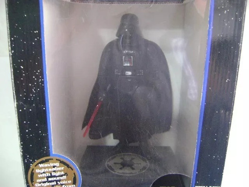 Imagen 4 de 10 de Nico Dar Vader 12 Pulgadas Alcancia Star Wars (swc 15)