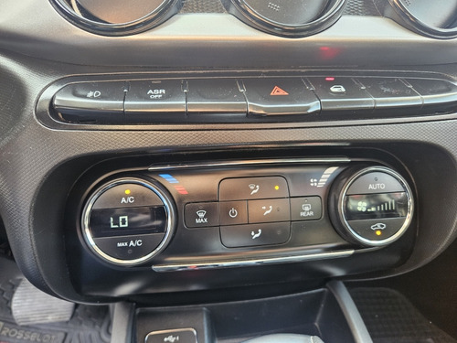 Fiat Cronos CRONOS DRIVE 1.8 AT