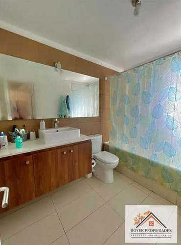 Condominio / Piscina / 4d 3b Oportunidad (83024)