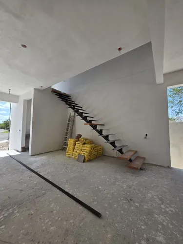 Casa En Preventa En De 4 Recamaras En Jardines La Rejoyada, Merida.