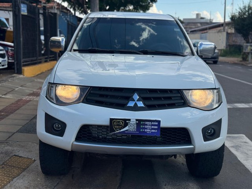 Mitsubishi L200 L200 3.2 GL 4X4 CD 16V TURBO INTERCOLER DIESEL 4P MANUAL