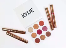 Comprar Burgundy Palette Kylie Cosmetics Original