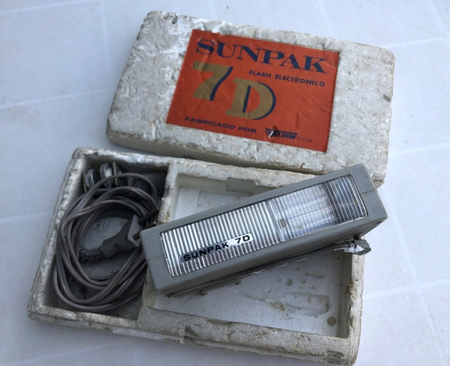 Flash Sunpak 7d Antiguo Para Camara Buen Estado Con Cables