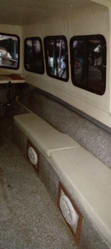 Imagen 15 de 15 de Traker Cabinado 835 Suzuki 4t Lancha Traker