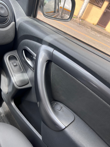 Renault Duster 2.0 16v Techroad Ii Hi-flex Aut. 5p