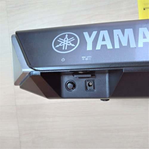 Teclado Yamaha Mox6 Sintetizador 61 Teclas Usado